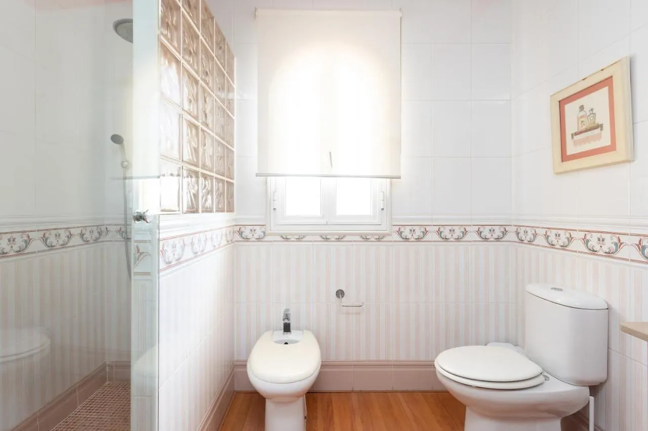 Luxury Villa With Private Pool With Aircon,Playa Del Duque 아데제 0*,  스페인