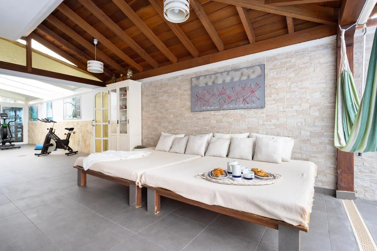 Luxury Villa With Private Pool With Aircon,Playa Del Duque Costa Adeje