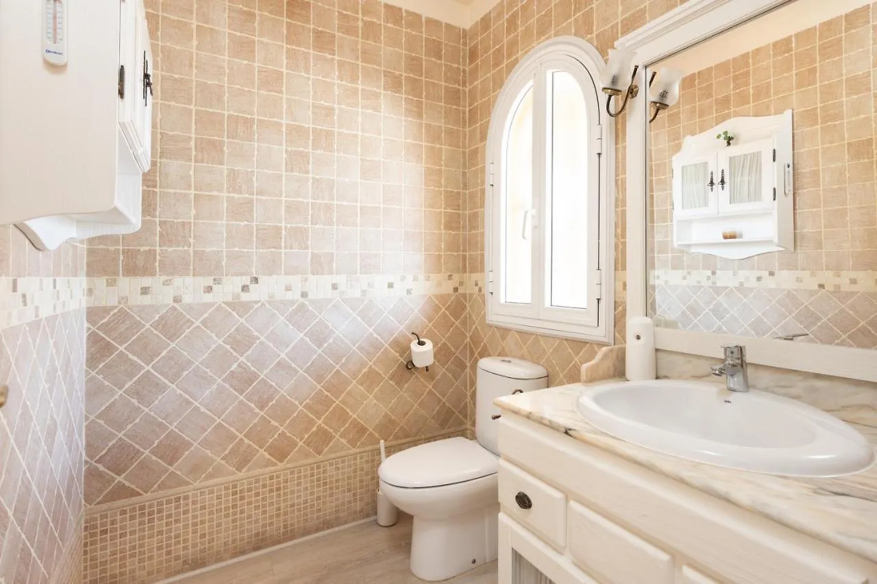 Luxury Villa With Private Pool With Aircon,Playa Del Duque Costa Adeje   Costa Adeje (Tenerife)